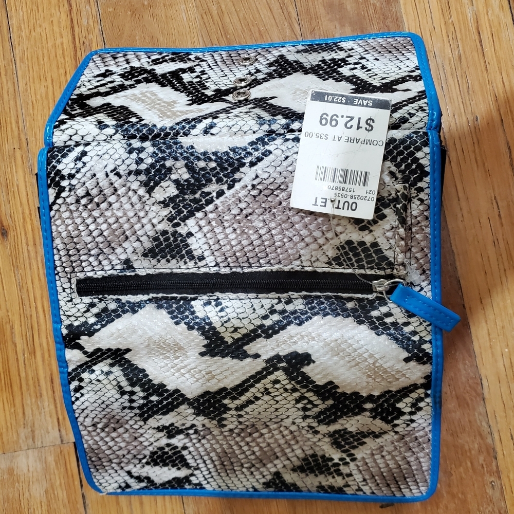 Wallet - Picture 2 of 4